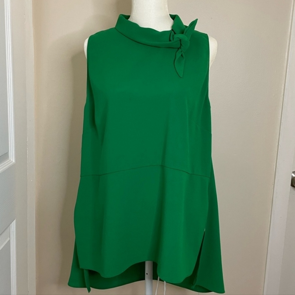 Zara woman green sleeveless blouse with tie left side of neck
